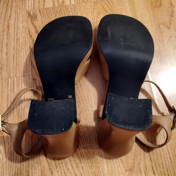 Rampage Size 7 open toe camel color sandals - Picture 6 of 8